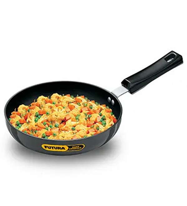 HARD ANODISED FRYING PAN (ROUNDED SIDES) 20 CM ROUNDED SIDES (AF20R)