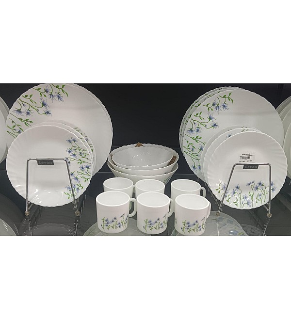 La Opala Classique Dinner Set